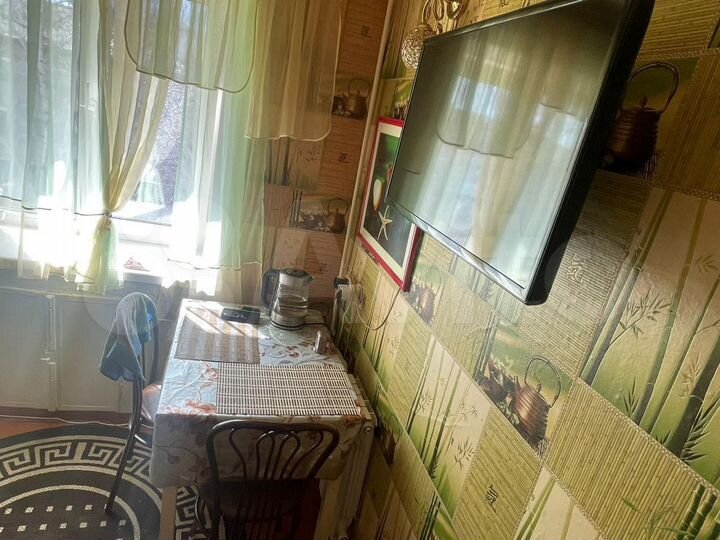 1-к. квартира, 30 м², 4/4 эт.