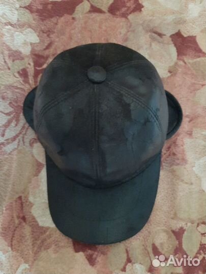 Мужская кожаная кепка