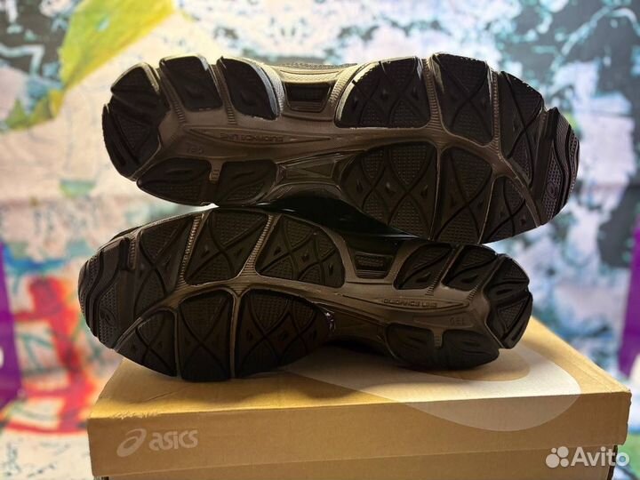 Кроссовки asics gel nyc