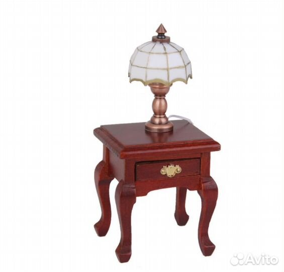 Лампа настольная LED для кукол