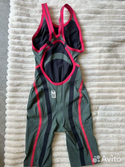 Гидрокостюм arena