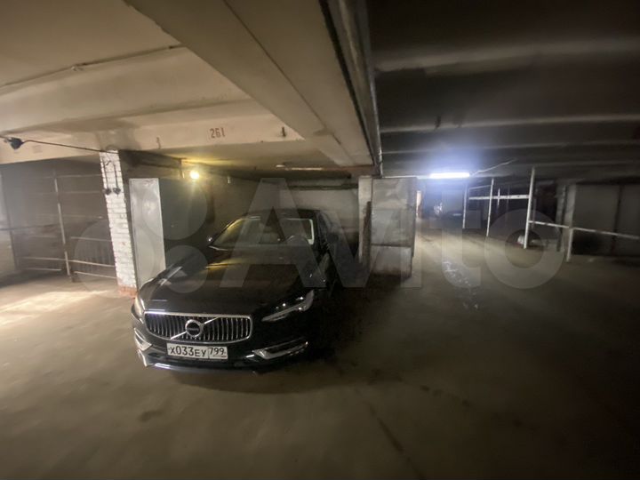 Машиноместо, 21 м²