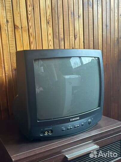 Телевизор samsung