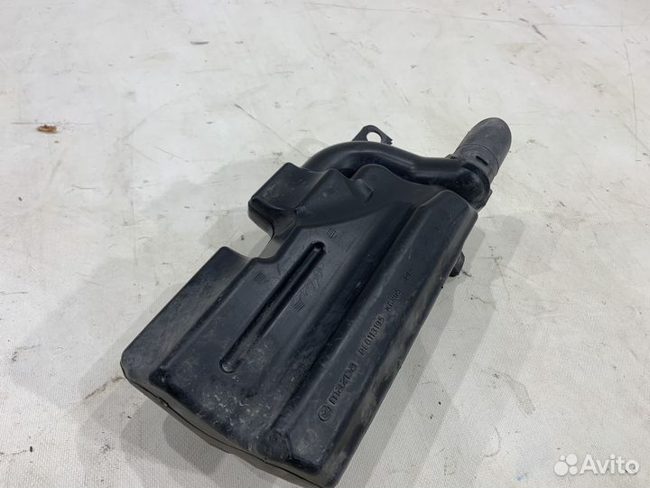 Резонатор воздушного фильтра Mazda CX-5 KE