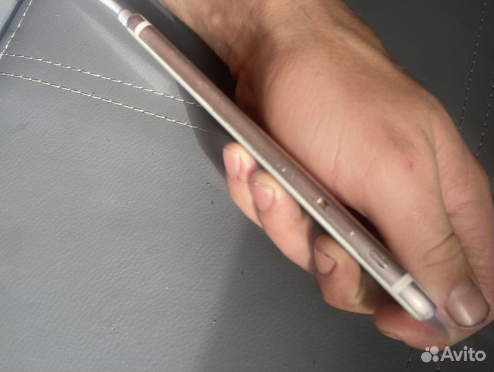 Телефон iPhone 6s