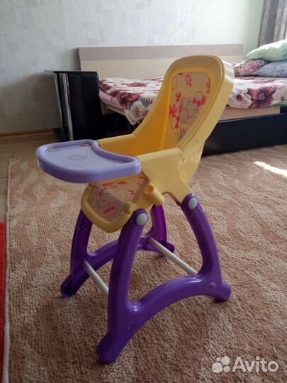 Стул для кормления, гладильная доска с утюжком