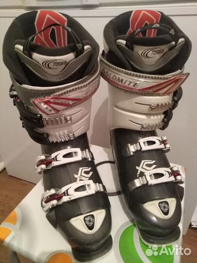 Горнолыжные ботинки 42
