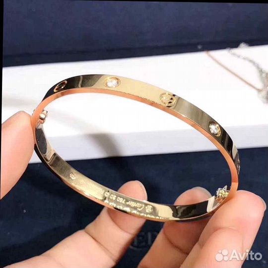 Cartier браслет Love 0.32ct