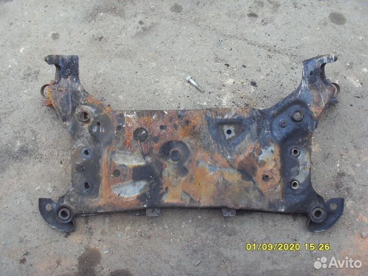 Балка подмоторная 1721749 Ford Focus 3 (CB8) Фокус