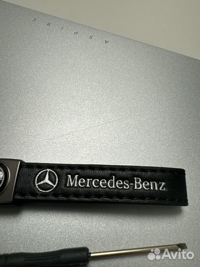 Брелок для ключей Mercedes-Benz