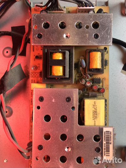 Tv bravis lcd-3262 Возможен разбор на платы