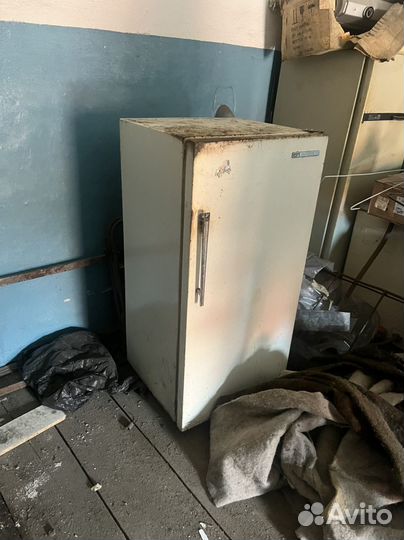 Холодильники на запчасти