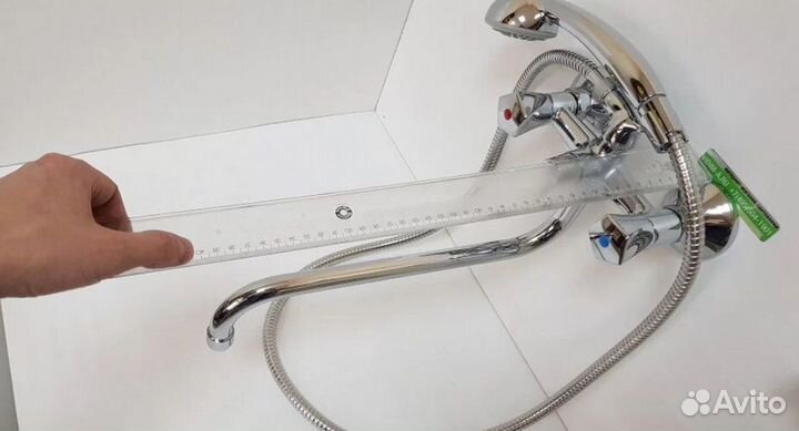 Мастер на час. Установка карнизов, люстр, розеток