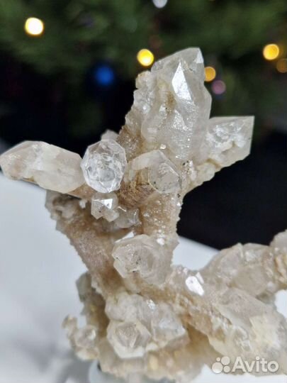 Кварц, флюорит. Видео