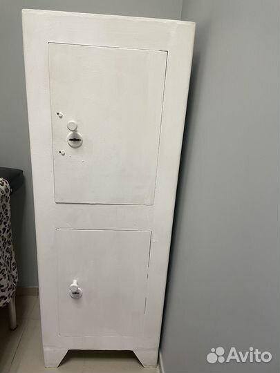 Сейф металлический большой