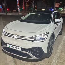 Volkswagen ID.6 Crozz AT, 2022, 10 000 км, с пробегом, цена 3 600 000 руб.