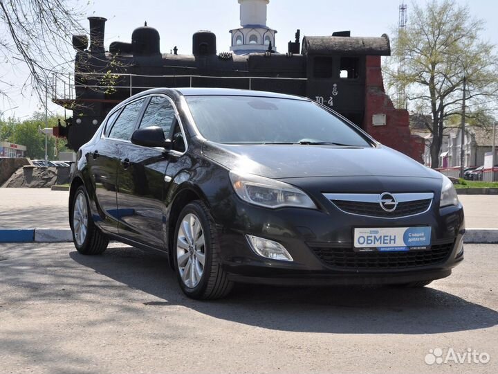 Opel Astra 1.6 МТ, 2011, 145 000 км