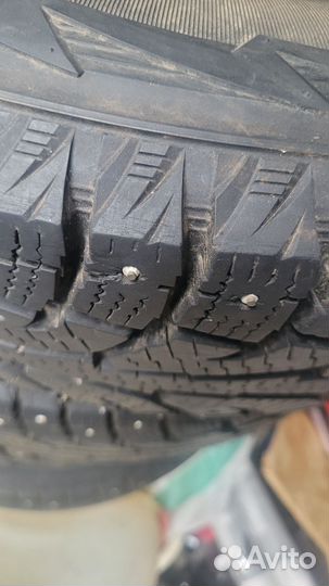 Hankook AM06 225/75 R16