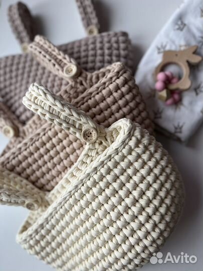 Вязаная корзина