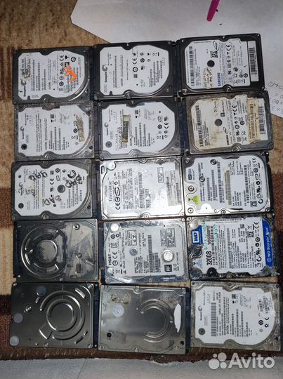 Комплект жёстких дисков 95 шт