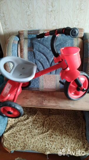 Трехколесный велосипед