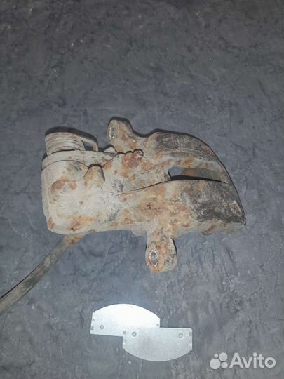 Задние суппорты ауди 100с4