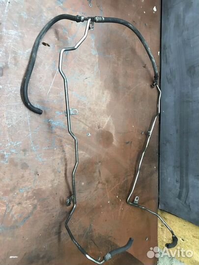 Трубки управления турбинами mercedes m275