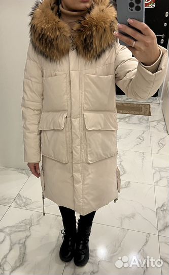 Пуховик зимний 44