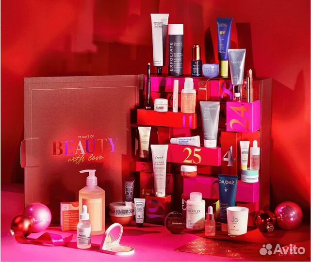 Адвент-календари Cult Beauty Space NK