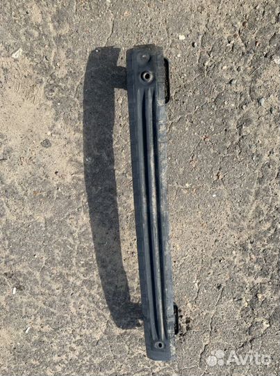 Усилител бампера