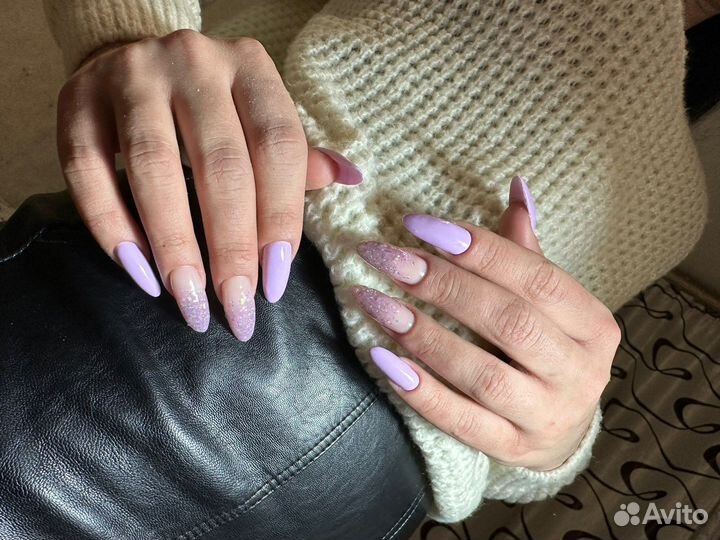Маникюр с покрытием лаком