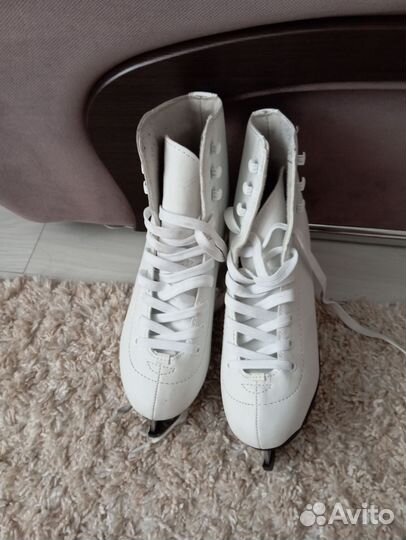 Коньки фигурные 37 размер