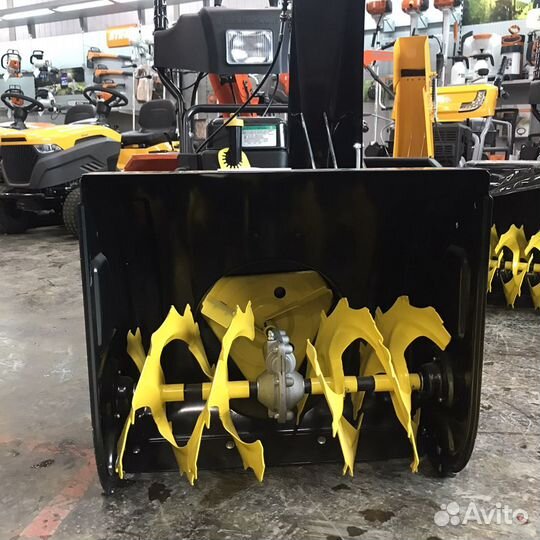 Снегоуборщик champion с briggs & stratton