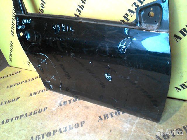 Дверь передняя правая Toyota Yaris 2005-2011