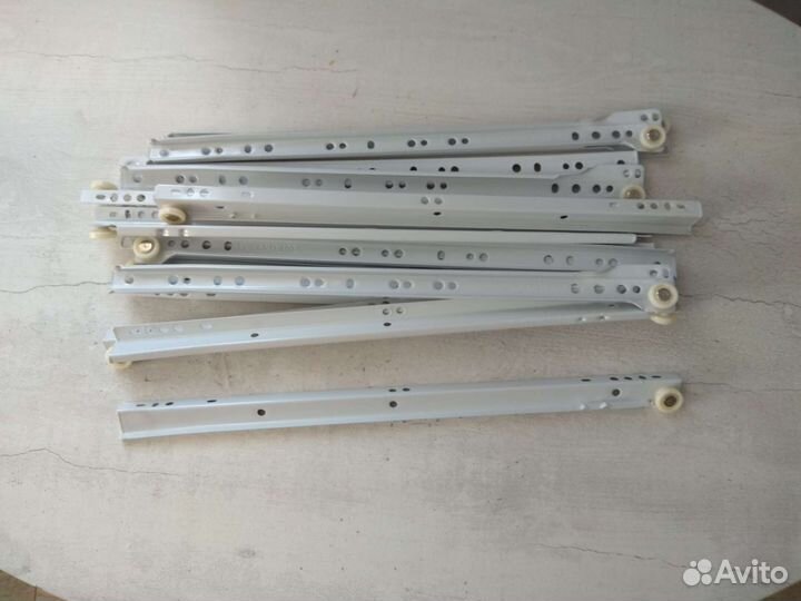 Роликовые направляющие