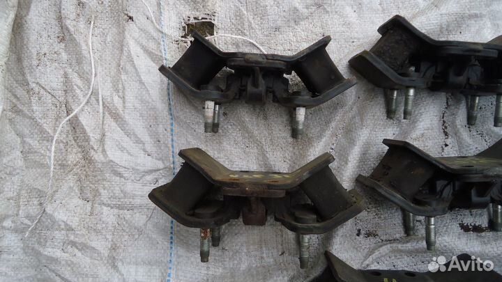 Подушка АКПП lexus ls 430