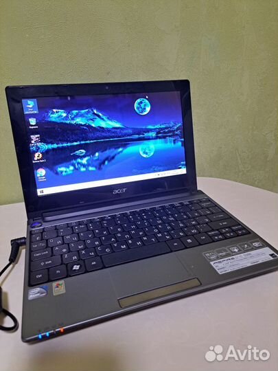 Нетбук Acer aspire one d260