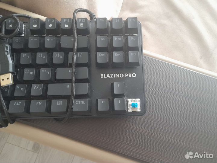 Клавиатура механическая