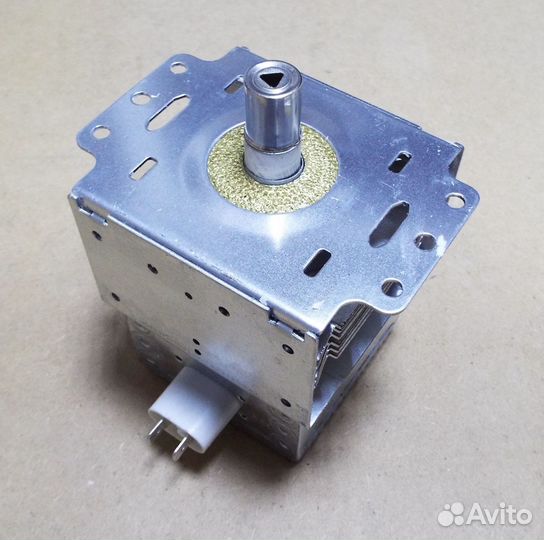 Магнетрон для микроволновой печи 900W 2M214-39F