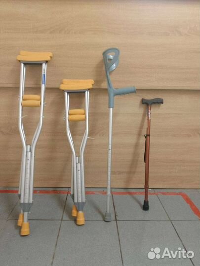 Аренда костылей, колясок, ортезов, ходунков