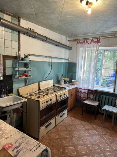 Комната 11 м² в 5-к., 1/3 эт.