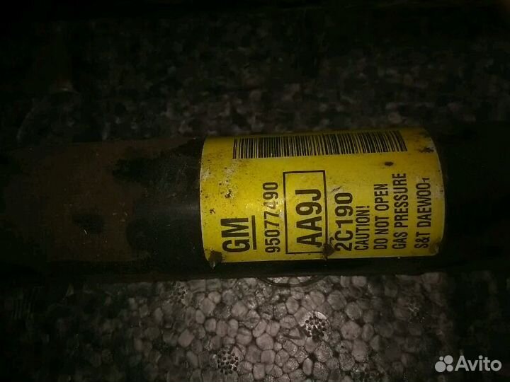 Амортизатор задний Шевролет Авео Т300 б/у Оригинал