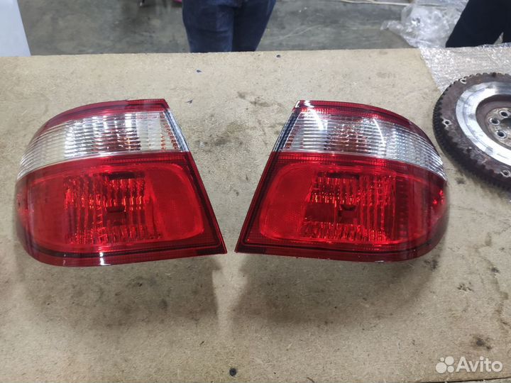 Фонари Ниссан Альмера н16 новые