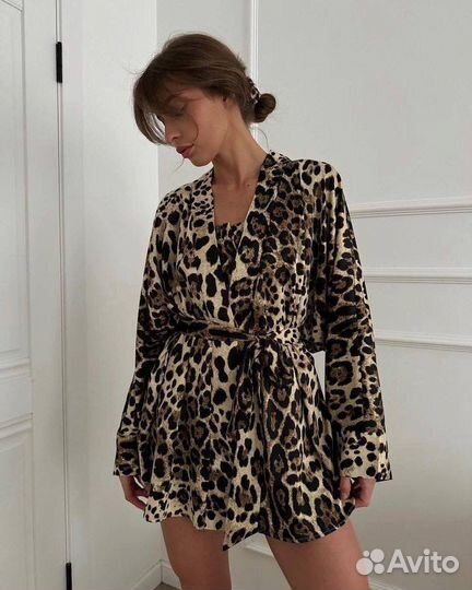 Костюм женский леопардовый