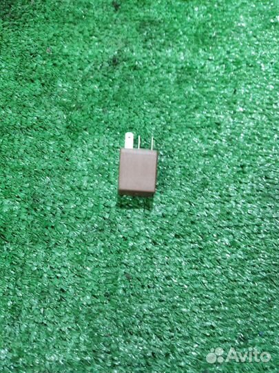 Реле Renault Logan