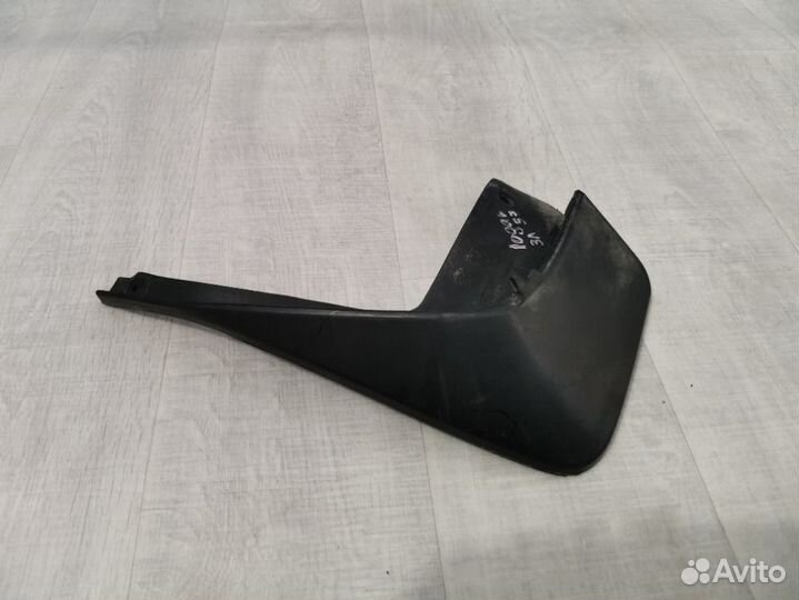 Брызговик задний левый Renault Logan 1 1.6 K7M