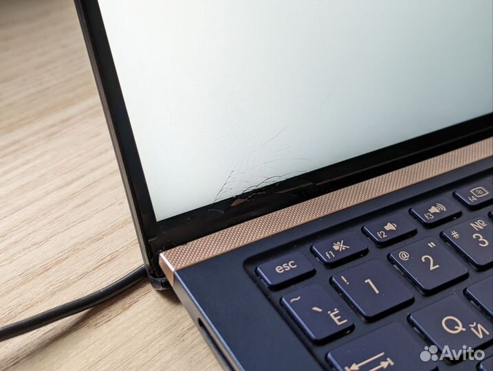 Ноутбук Asus Zenbook 15