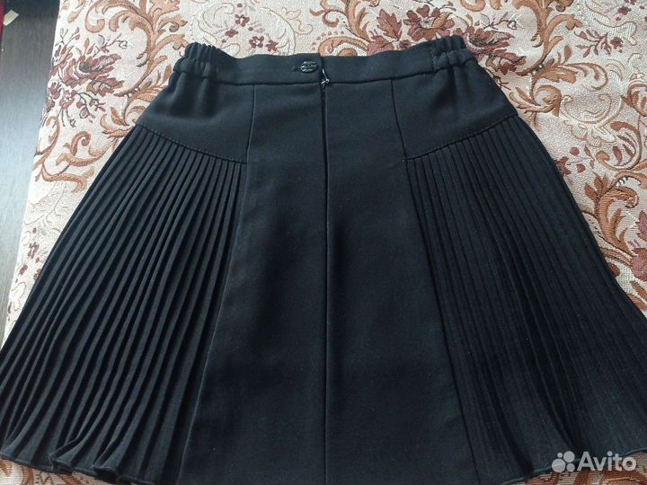 Две юбки на худенькую девочку