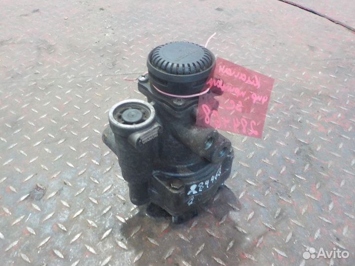 Кран ручного управления тормозами прицепа Scania