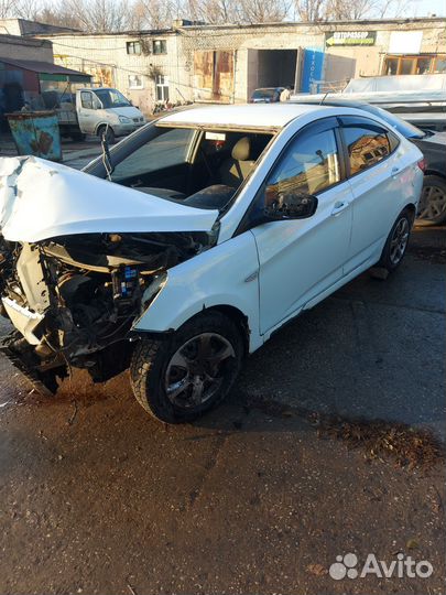 Хундай Солярис по запчастям на разбор